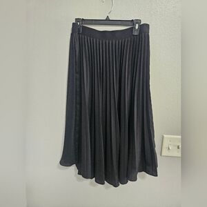 Pleated Black Skirt Size XL
